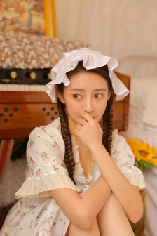 年轻妈妈的